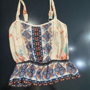 Chelsea & Violet adjustable top size small NWOT